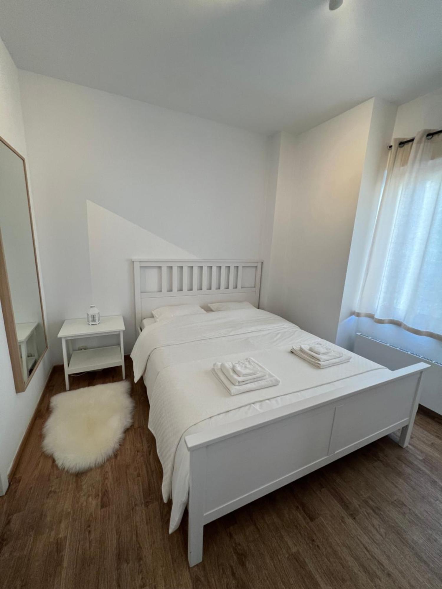 Appartement Lumineux Dans Un Quartier Anime บรัสเซลส์ ภายนอก รูปภาพ
